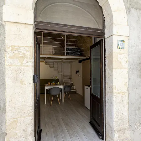 Loft Mirabella 锡拉库扎